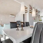 Enja - 150m From The Sea By Interhome *
