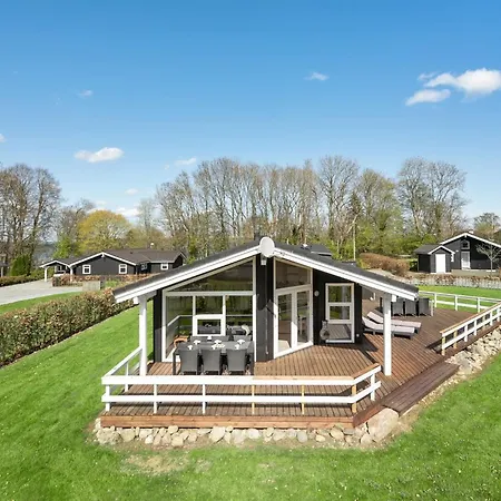 Enja - 150m From The Sea By Interhome
