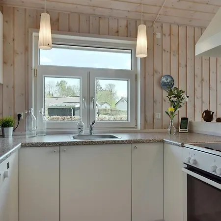 Enja - 150m From The Sea By Interhome *