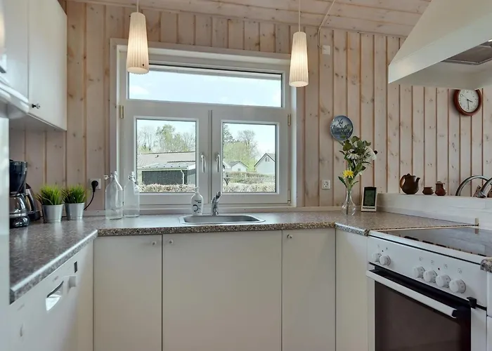 Enja - 150m From The Sea By Interhome