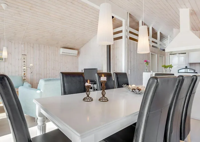 Enja - 150m From The Sea By Interhome *