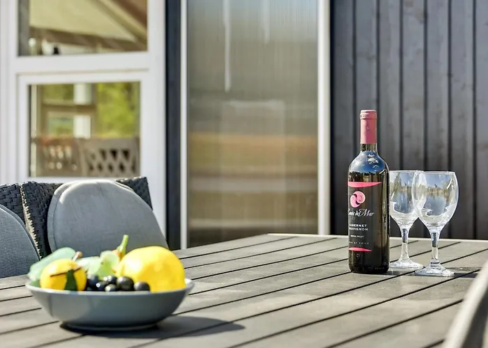 Enja - 150m From The Sea By Interhome