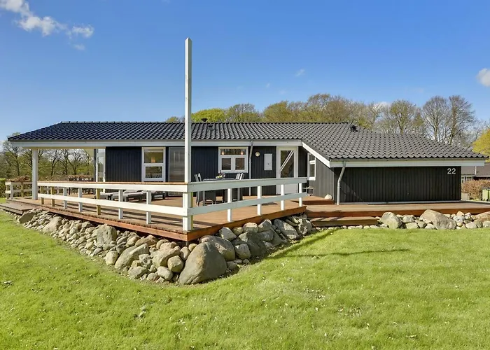 Enja - 150m From The Sea By Interhome